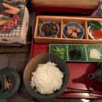 鮭料理　八品(千年鮭 井筒屋)