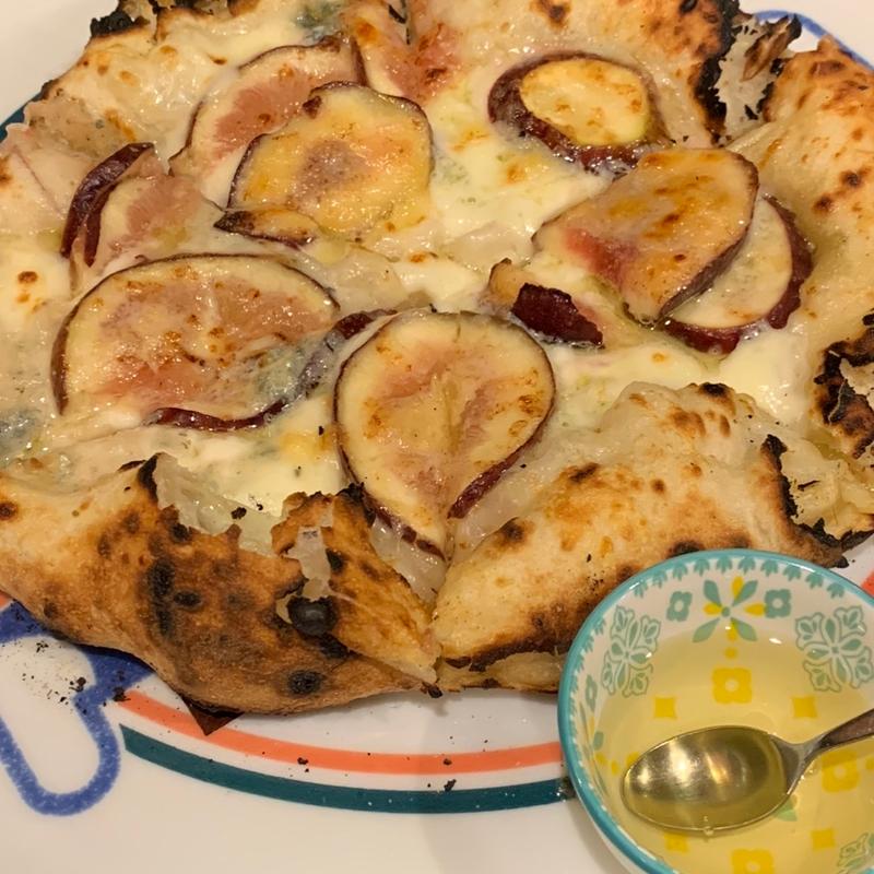 無花果とゴルゴンゾーラ(ピッツェリア ベントエマーレ ニイガタ （Pizzeria Vento e Mare Niigata）)
