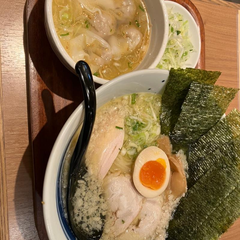 塩ラーメン(麺処直久 大久保店)