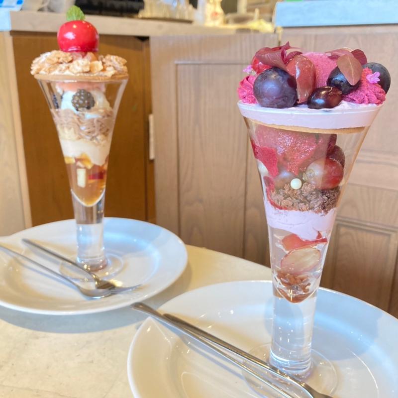 秋の果実 葡萄パフェ(サロン ベイク アンド ティー NEWoMan新宿)