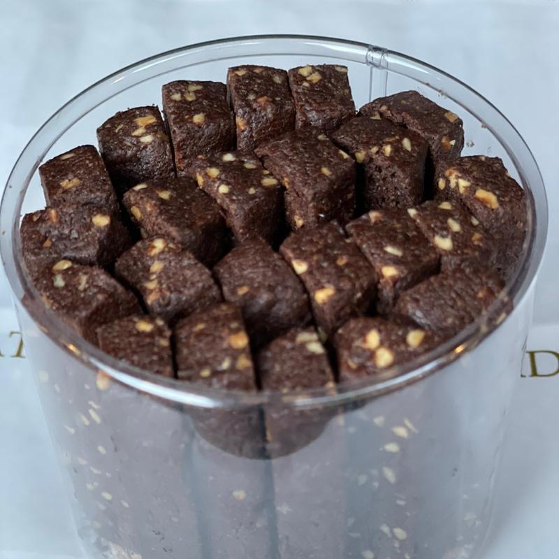 サブレ　ショコラ　オザマンド(ル・マルシャン・ド・ボヌール)