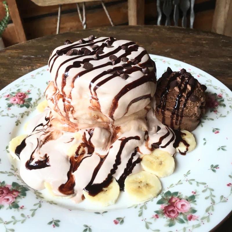 バナナチョコレートパンケーキ(イリヤプラスカフェ＠カスタム倉庫)