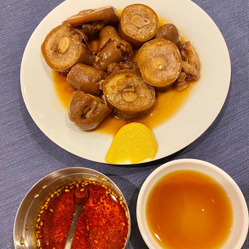 煮豚テール(三毎-サンマイ-（豚と魚 三毎）)