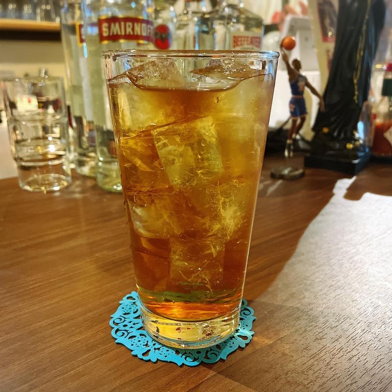 烏龍ハイ(アート喫茶フライ)