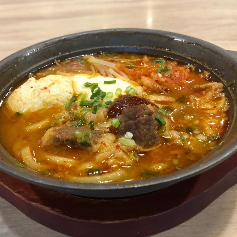 牛チゲ（半玉うどん入り）(ガスト 足立西伊興店)