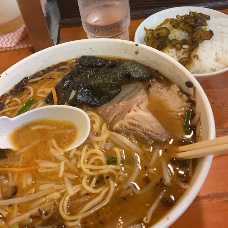 味噌ラーメン、ライス(ラーメン新世東扇島店)
