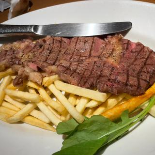 リブステーキ（150g）&フレンチフライ(イタリア料理カプリチョーザ渋谷本店)