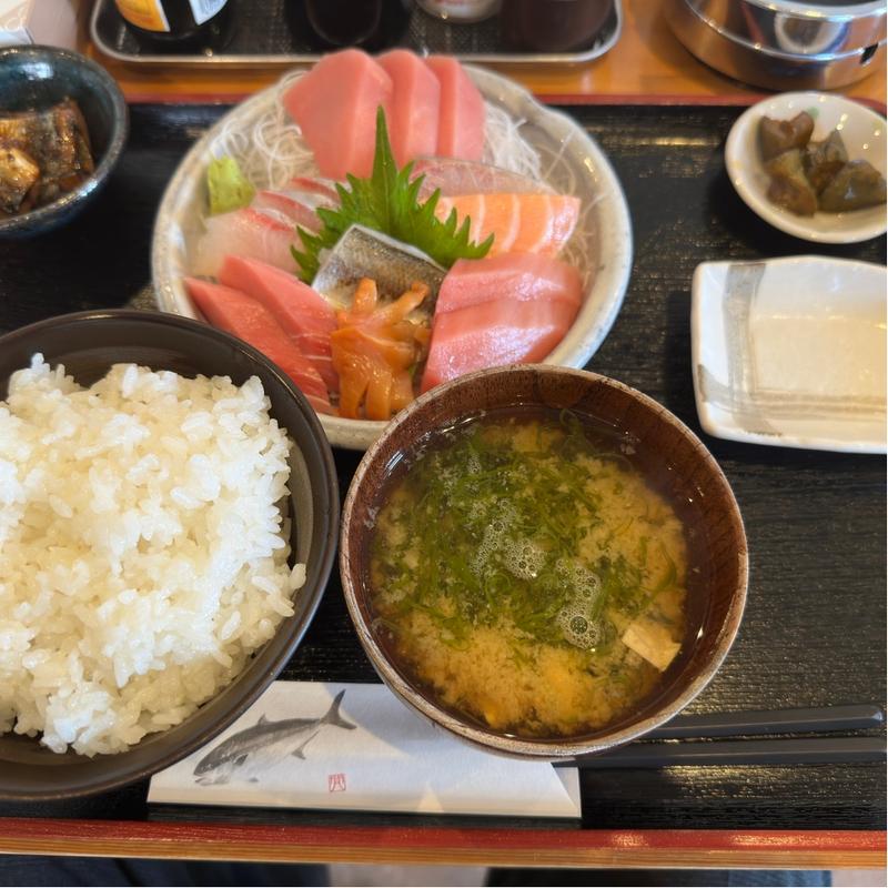 刺身定食(居酒屋やす)