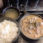 もつ煮定食　軟骨トッピング