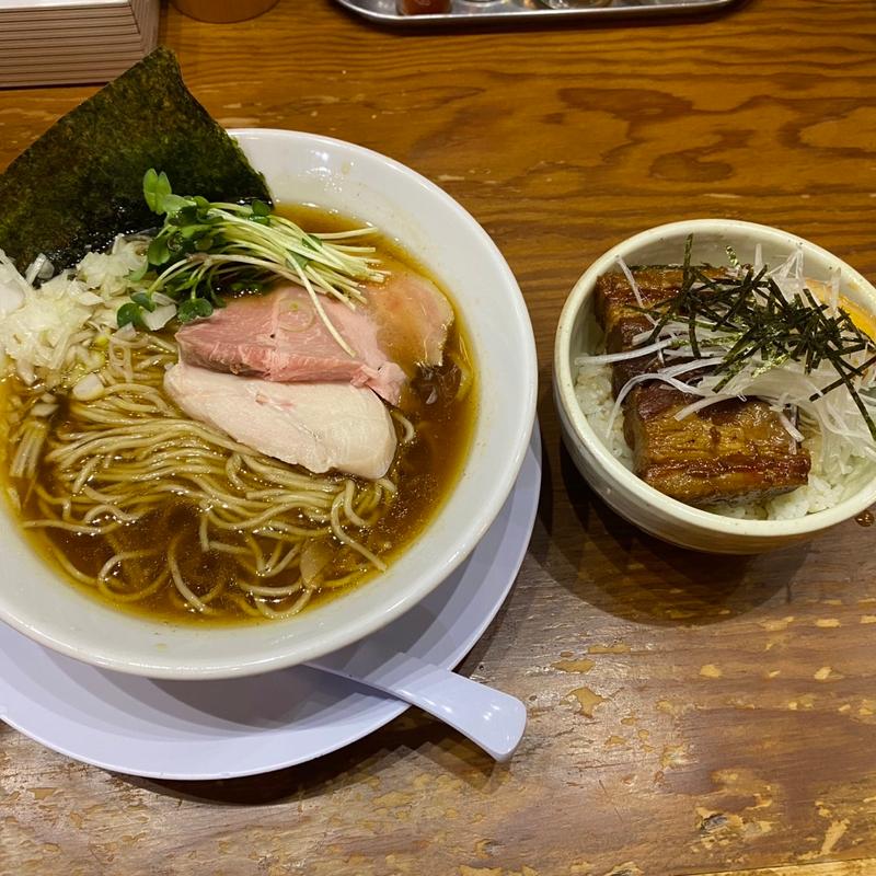 煮干そば（醤油）＋角煮丼(中華そば つけ麺 百日紅 新宿店)