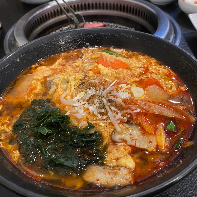 カルビうどん(焼肉と韓国家庭料理はんがん大田原店)