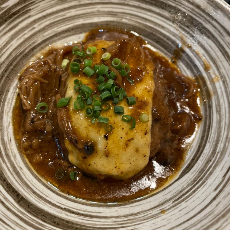 チーズハンバーグ(酒席まつした)