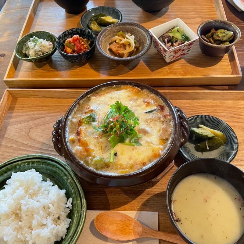 夏野菜のグリーンカレー(燦燦 cafe)