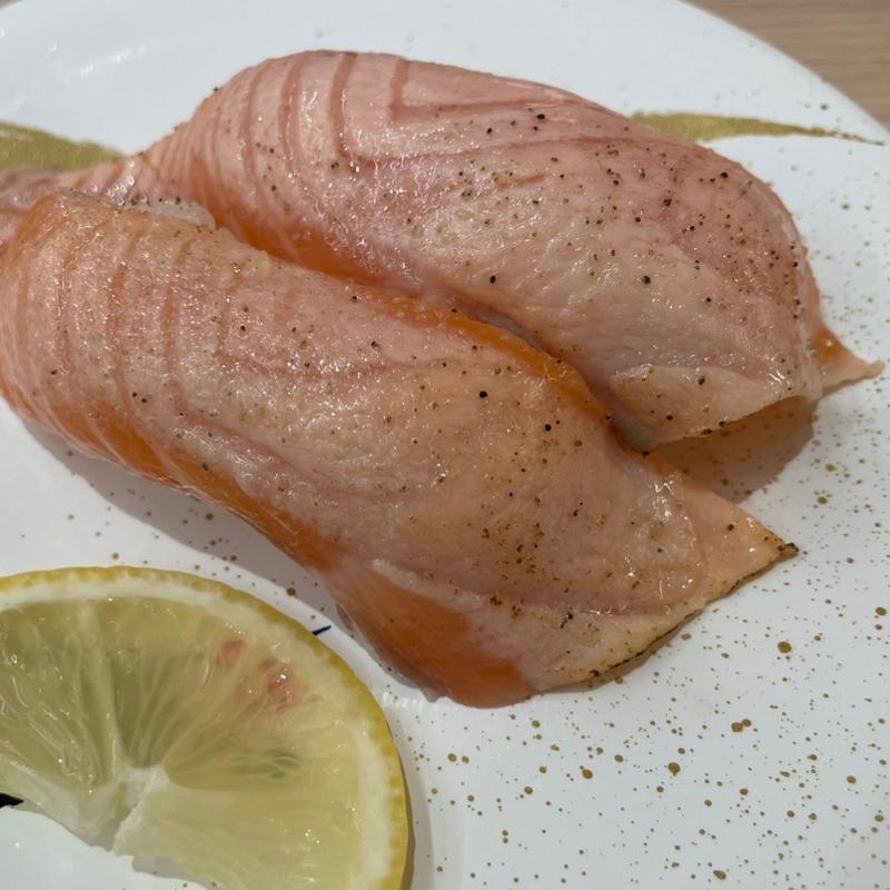 オーロラサーモン塩炙り(すし銚子丸 川崎中原店)