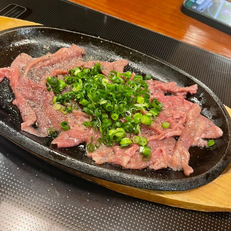 お通し牛タン(たん屋びぜん)