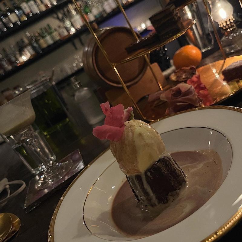 ガトー・カヌレ(bar＆chocolate CACAOTAIL（カカオテール） 門前仲町)