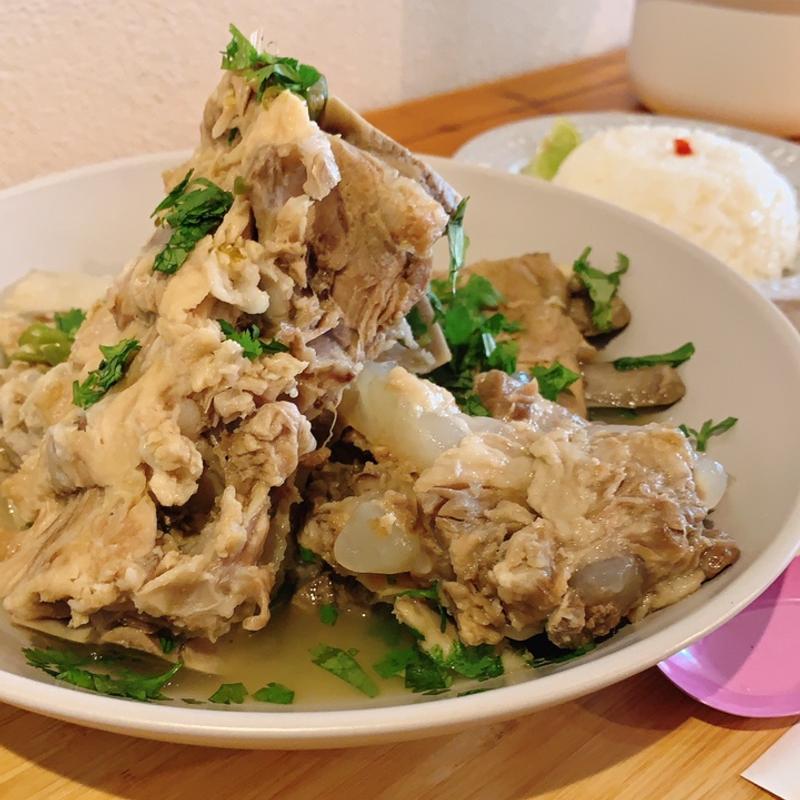 レントムサップ(PANDA（キタノキタナガヤ）)