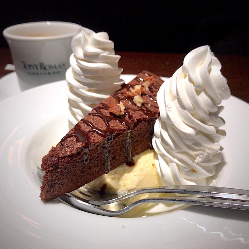 ホームメイドチョコレートブラウニー(トニーローマ クロスタワーアベイ青森店)