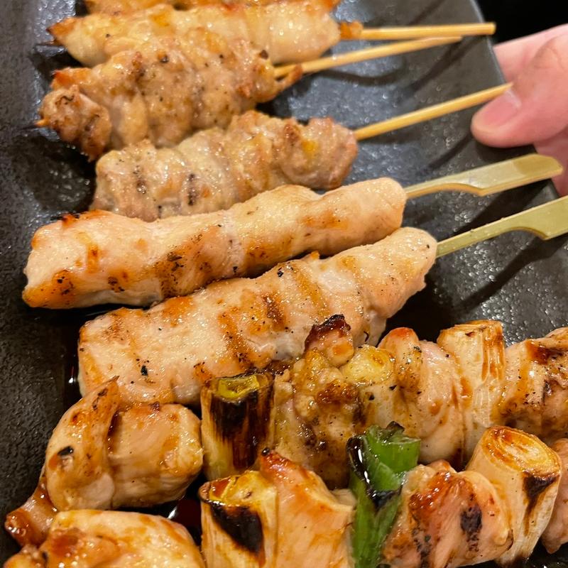 焼き鳥盛り合わせ(海鮮居酒屋 三ノ宮産直市場 三宮サンキタ通り店)