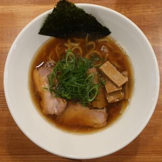 醤油らー麺(麺屋寛)