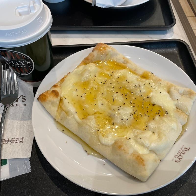 ピッツァ クワトロフォルマッジ(タリーズコーヒー 品川インターシティ店)