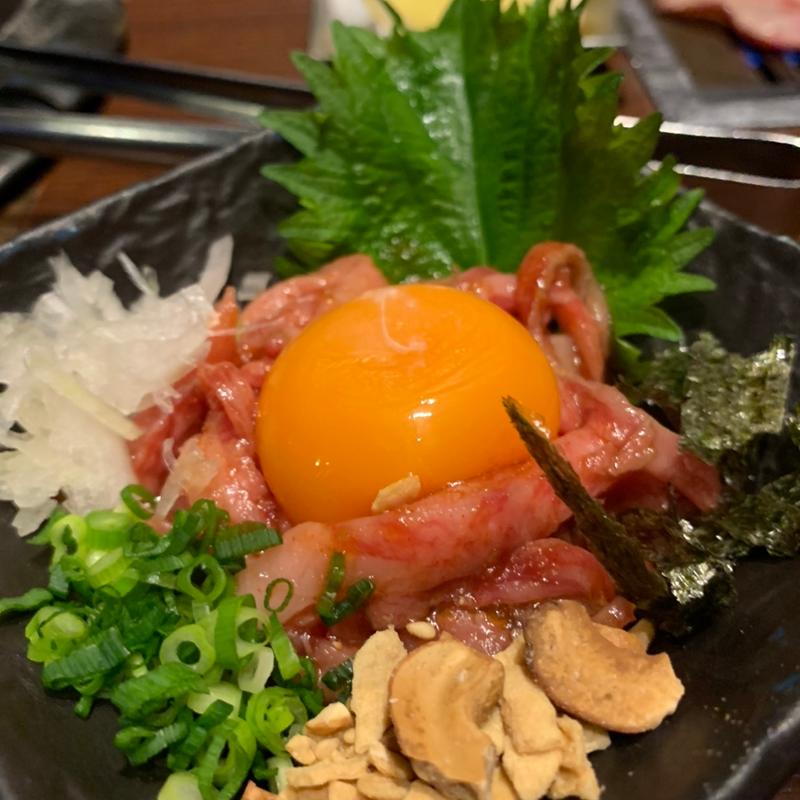 極上とろけるユッケ(益市 本店 )