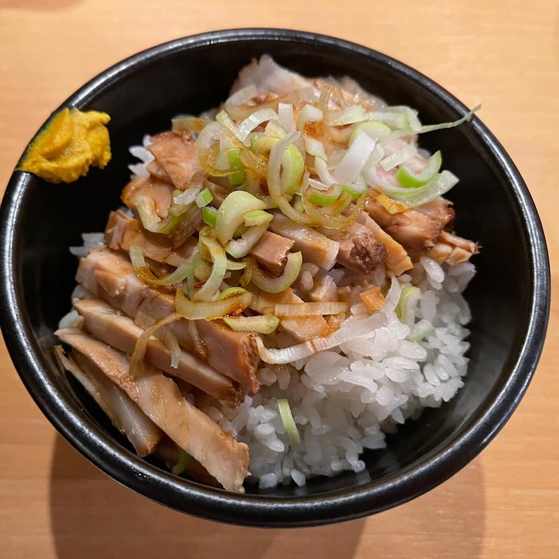 小チャーシュー丼　(中華ラーメン うえだ)