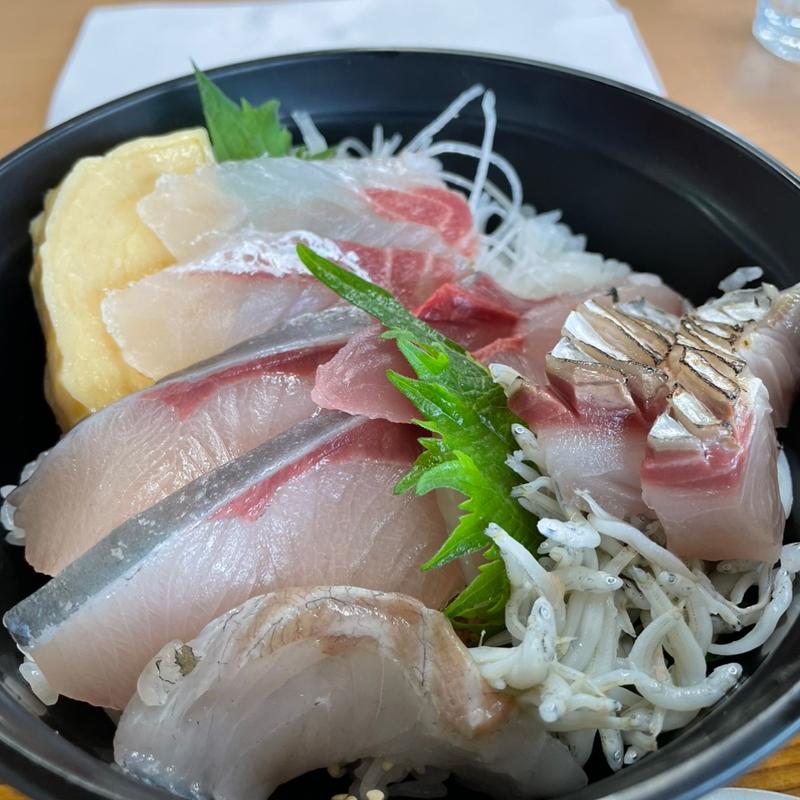 (垂水漁港食堂)