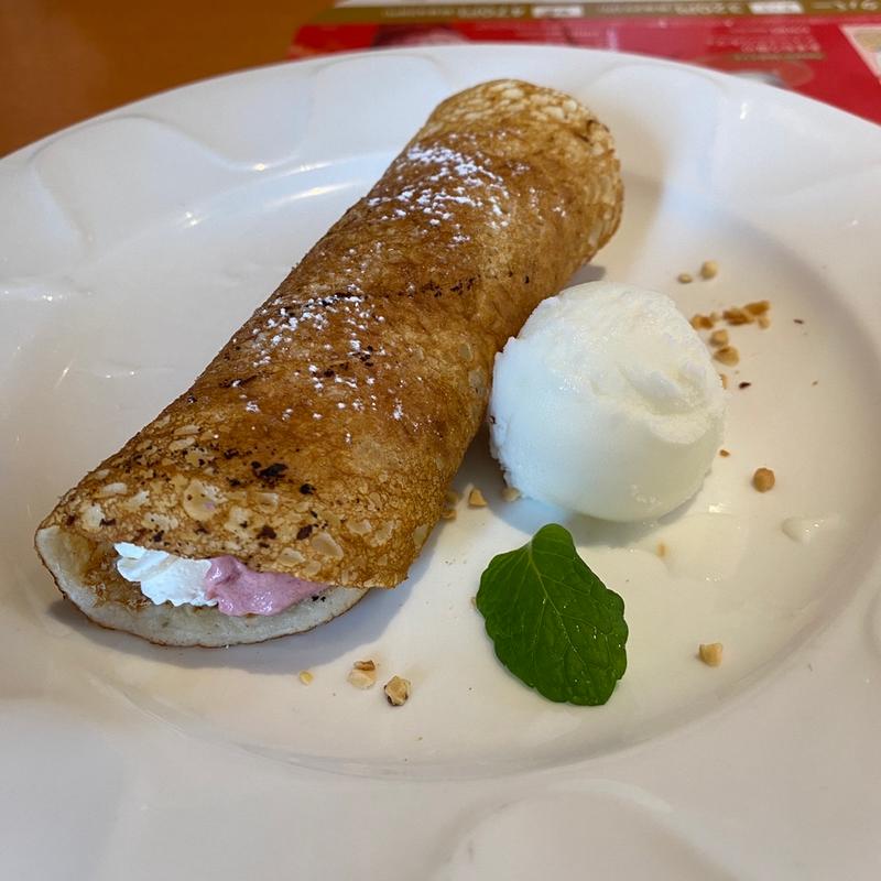 あまおう苺のガレットロール(デニーズ 春日井バイパス店 )