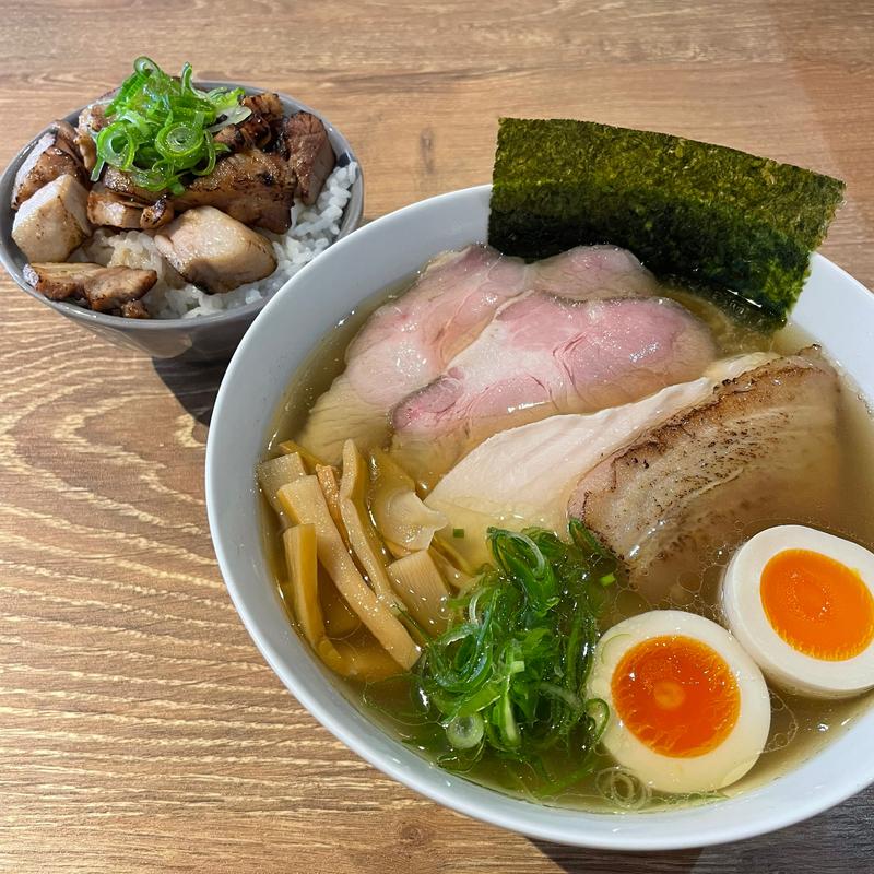 特製　白醤油(貝出汁ラーめんクラム)