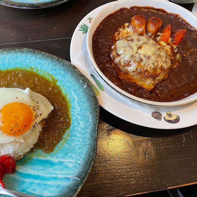 ケンケンカレーとチーズ煮込みハンバーグ(curry fornia hug カリーフォルニアハグ)