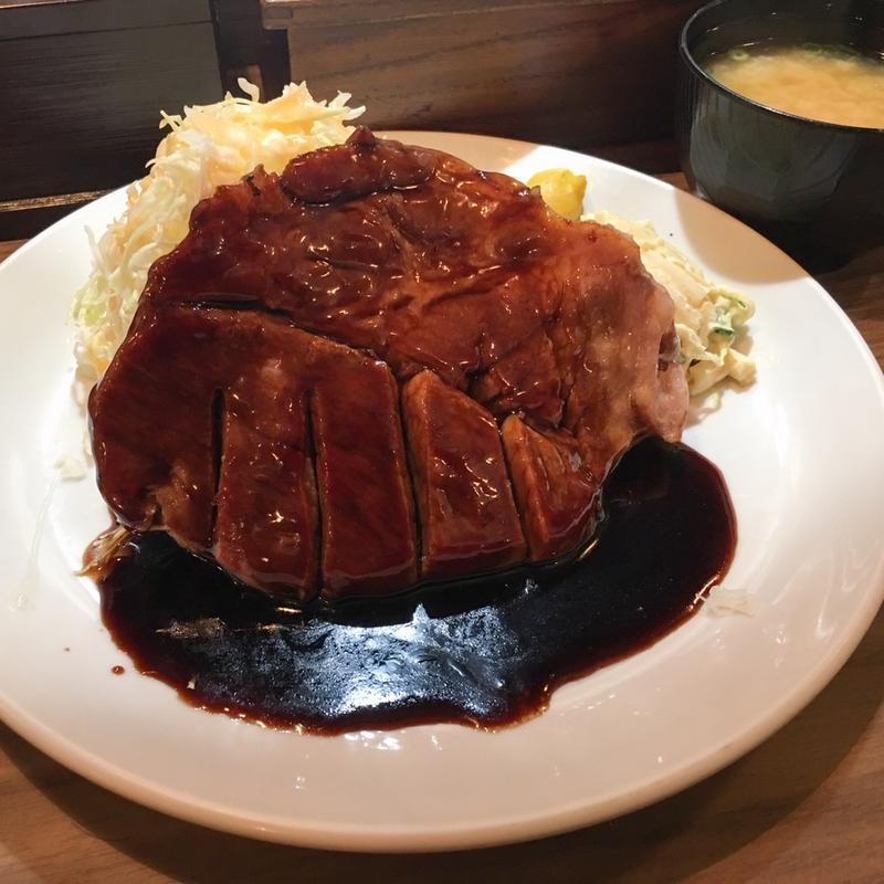 トンテキ定食(大阪トンテキ 大阪駅前第3ビル店)