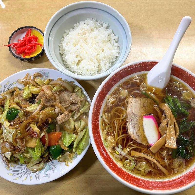 ラーメン 特製いため 小ライス(食堂 栄安)