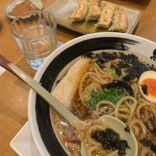 (越後秘蔵麺 無尽蔵 いしはら家)
