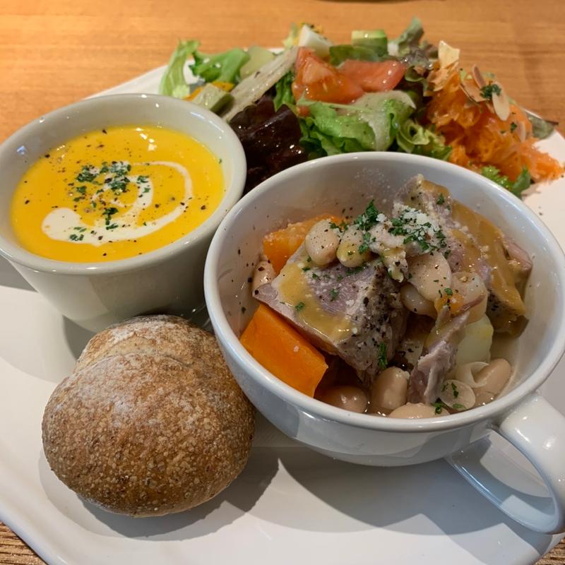 本日のランチプレート(デセールアンドカフェ ビュルブ)