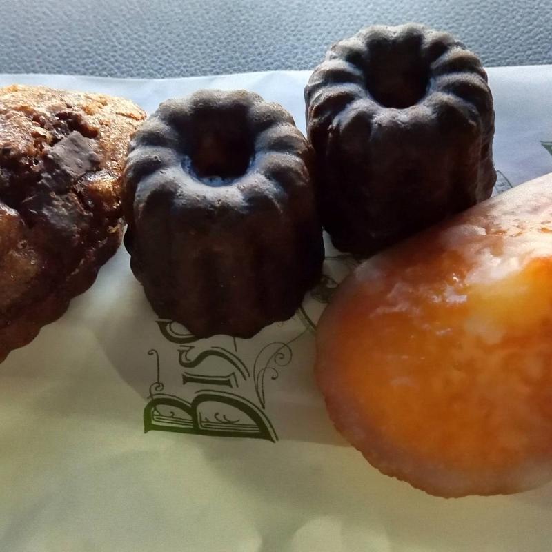 カヌレ、マドレーヌグラッセ、チョコフィナンシェ(ビスキュイテリエ　ブルトンヌ)