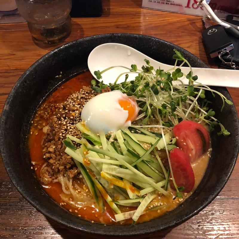 (究極ラーメン 横濱家 鶴川店)