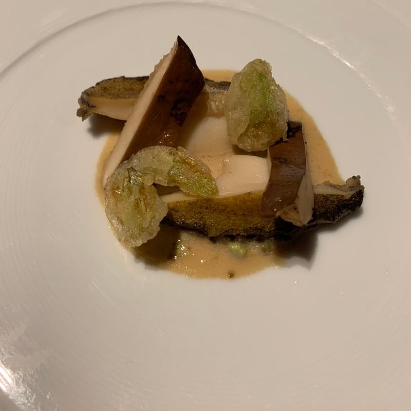 (銀座 レストラン オザミ)