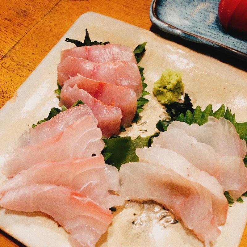 (地鶏料理専門 まこどり)