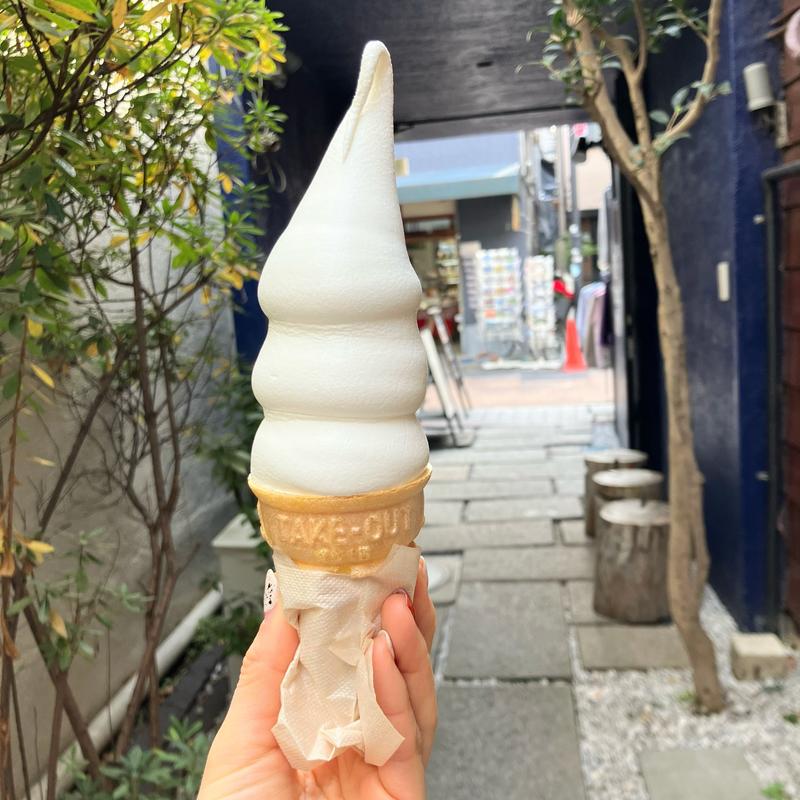 ミルクソフトクリーム(谷中こみち)