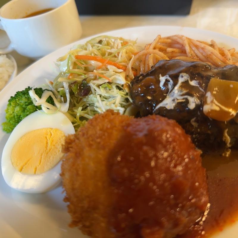 Cランチ(カレーショップいなくら)