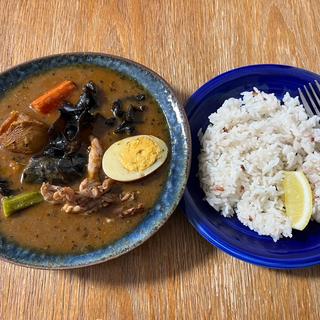 せせりの塩麹漬けカレー(soup curry Suage 天神)