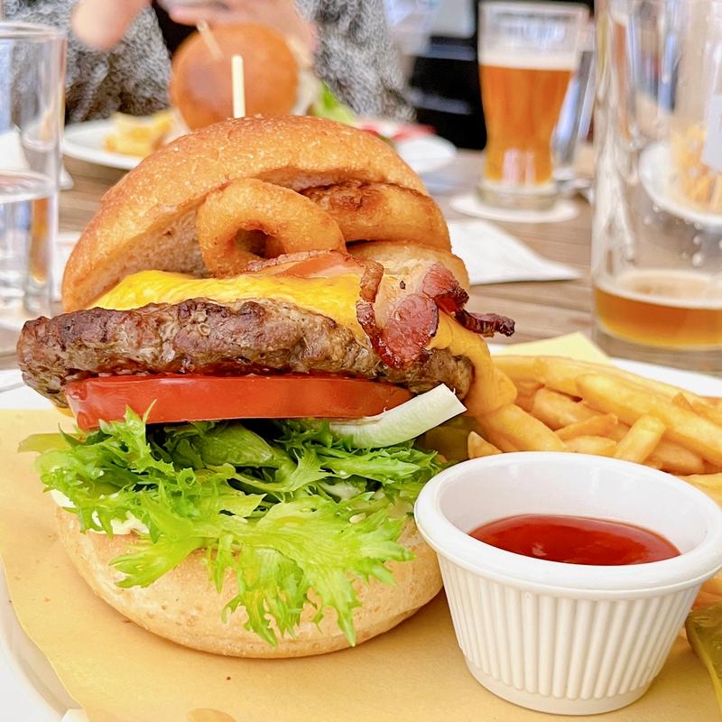 TENNOZチーズバーガー(T.Y.HARBOR)