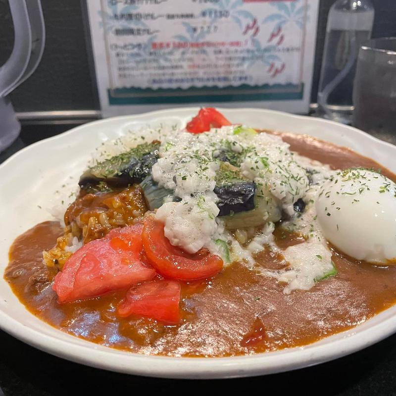 ナスとトマト刻みとろろの野菜カレー(カレー屋 本格カレー カルダモン.)