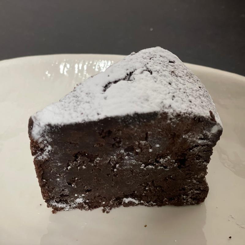 カットベルク(ベルグの４月 本店)