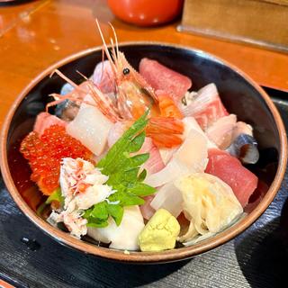 特盛海鮮丼(居酒屋 瑠玖＆魚平)