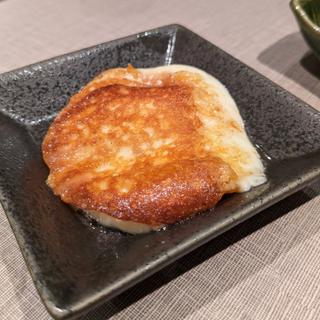 モッツァレラチーズ(焼鳥ごくう 奥)