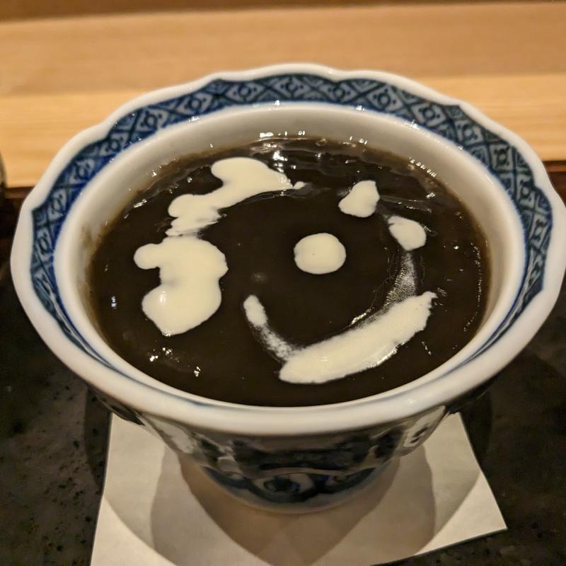 新物ホタルイカの茶碗蒸し　和風イカ墨の餡掛け(くずし 之助 （クズシ ノスケ）)