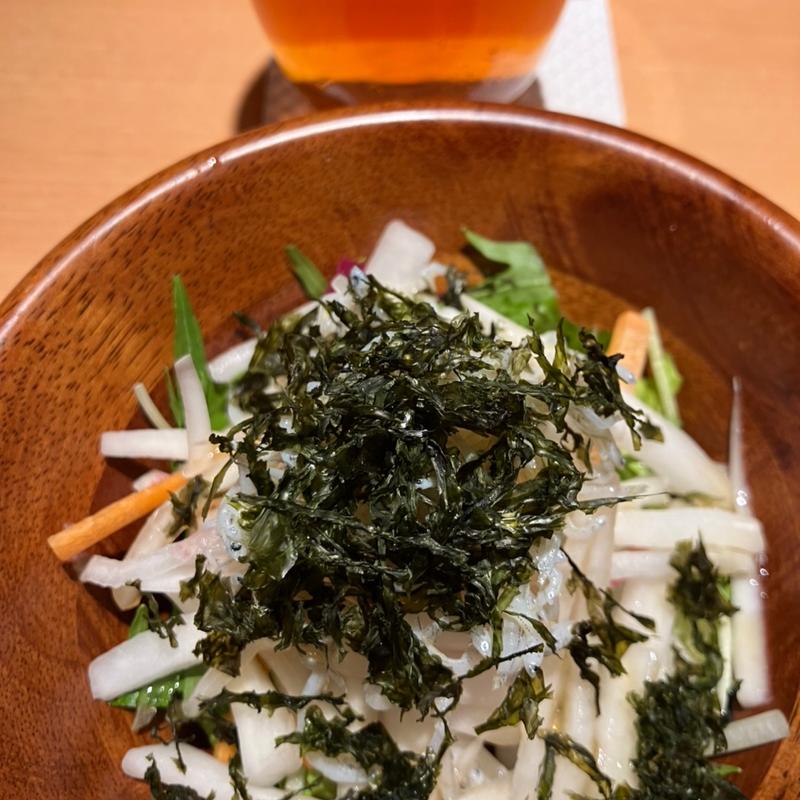 大根としらすのサラダ（コース）(ヱビスバー 札幌アピア店 (YEBISU BAR Sapporo Apia))