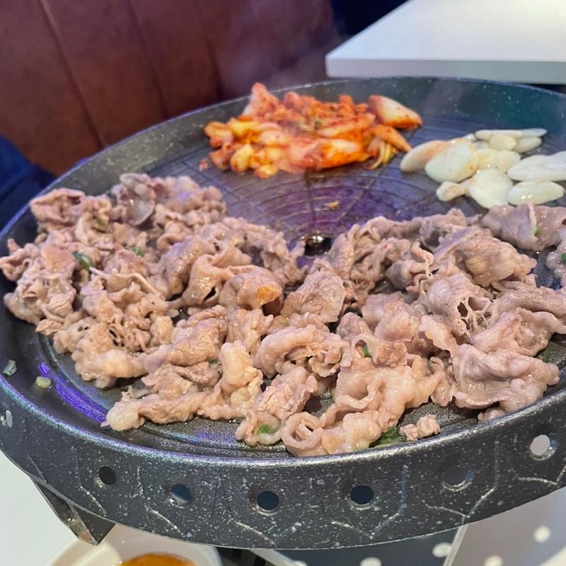 ウサムギョプサル(韓国料理 コプチャンち 心斎橋店)